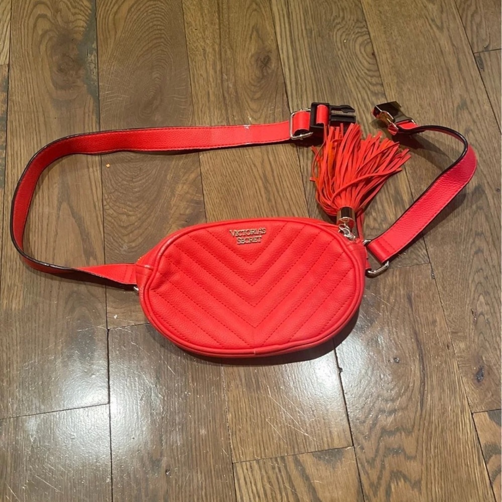Red Fanny pack